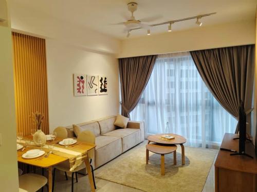 Χώρος καθιστικού στο Agile Bukit Bintang TRX KL City Center Suite