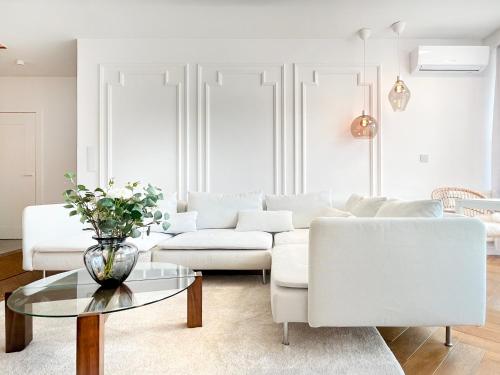 Premium Apartment with Parking Vistula Terraces Cracow City Center