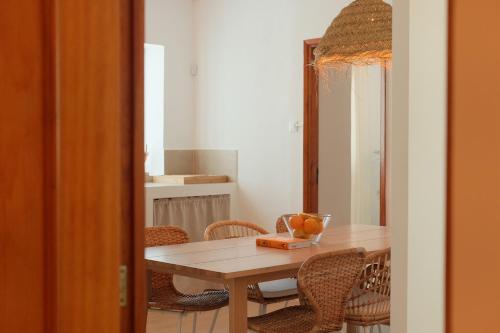 Imagen de la galería de Casa Cactus - heated pool and only 5 boutique apartments, en Icod de los Vinos