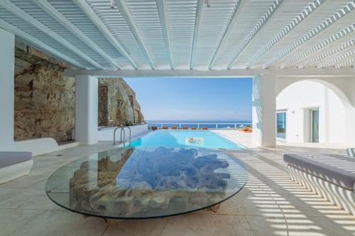 Bazén v ubytování Anthis Villas Mykonos nebo v jeho okolí