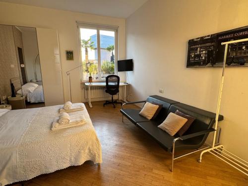Central penthouse 5 minutes from duomo