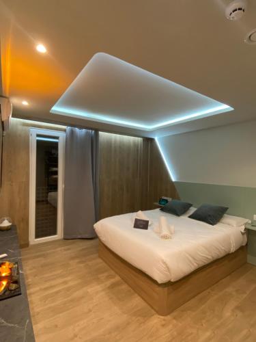 Katil atau katil-katil dalam bilik di Futurotel Granada Space Spa