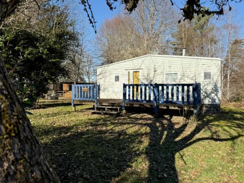 Photo de la galerie de l'établissement Mobil-home Le Cerisier, 4 pers, à Saint-Pantaléon-de-Lapleau