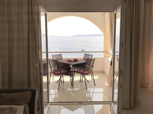 Heated swimming pool with stunning sea view terrace a8