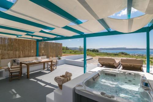 Irida Luxury Residence