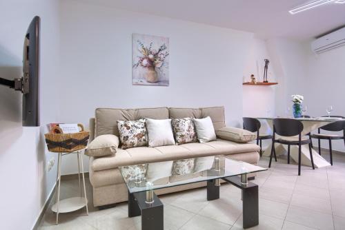 Pula Center Apartment - Steps away from the Roman Arena