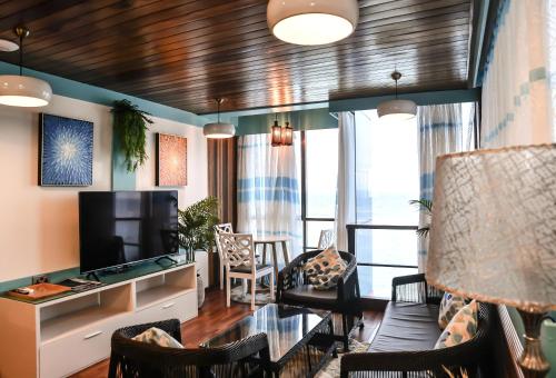 Televisyen dan/atau pusat hiburan di The Hive Beach