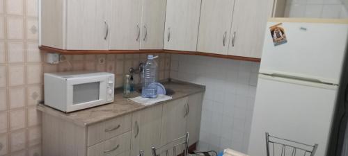 Η κουζίνα ή μικρή κουζίνα στο Habitación a compartir en Zoco Home