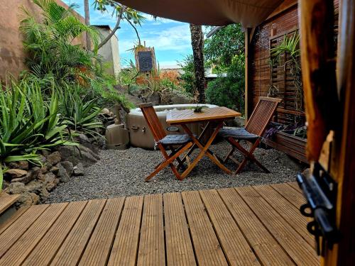 Le Tropical Lodgeにある庭