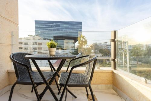 Shamsi Apartments 436