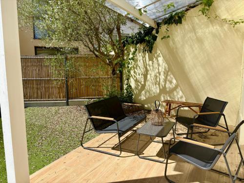 Photo de la galerie de l'établissement Élégante maison aux portes de Bordeaux, à Bègles