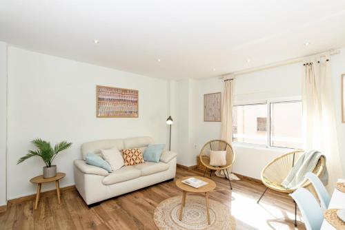 GuestReady - Your Sunny Valencia Basecamp