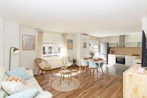 GuestReady - Your Sunny Valencia Basecamp