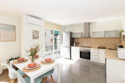 GuestReady - Your Sunny Valencia Basecamp