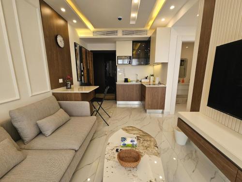 Shamsi Apartments 437