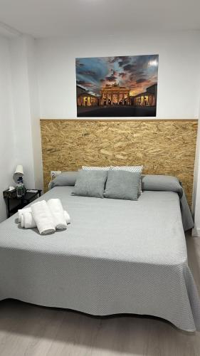Katil atau katil-katil dalam bilik di Hostal NV Airport