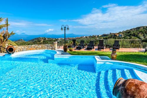 Πισίνα στο ή κοντά στο B&B Villa Bency