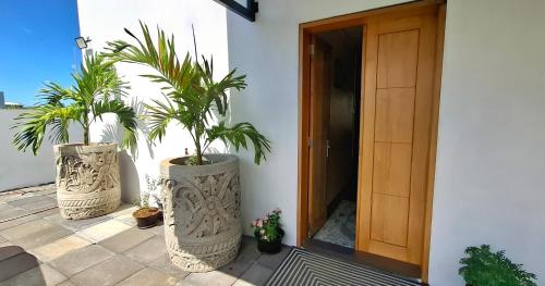 Latala Apartments - 8min walk from Mont Choisy beach