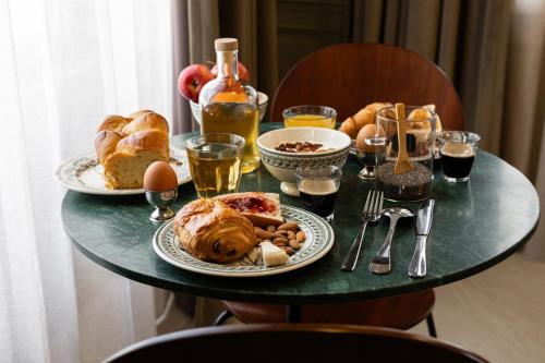 Jídlo v aparthotelu nebo okolí