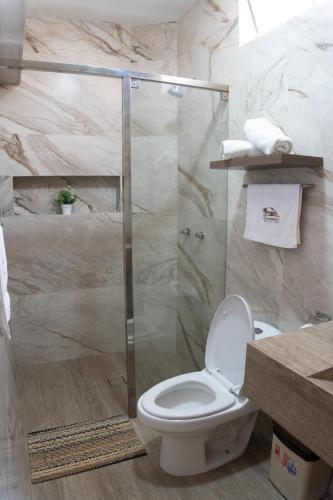 Un baño de Hotel Curasi