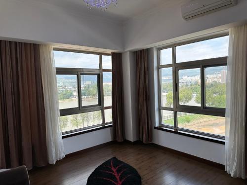 Fotografie z fotogalerie ubytování Diar Dushanbe - amazing open views, best building in Dushanbe v destinaci Dušanbe