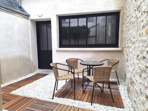 La Maisonnette Notre Dame - Terrasse privative - Hypercentre - 50m Bords de Loire - 4 personnes