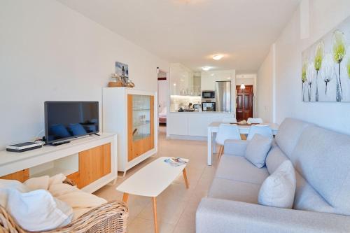 EDEN RENTALS Radiant Retreat