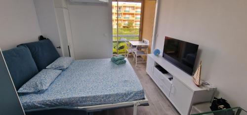 joli studio refait a neuf