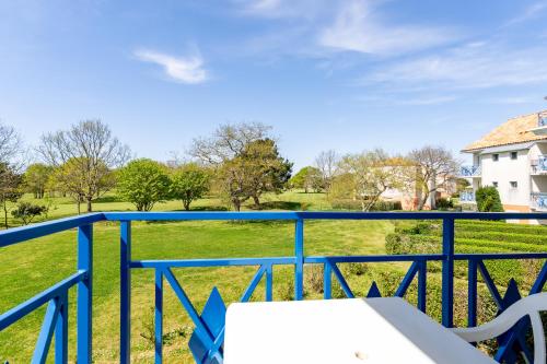 Billede fra billedgalleriet på 07 - Villa Sainte Marie, Vue golf i Pornic