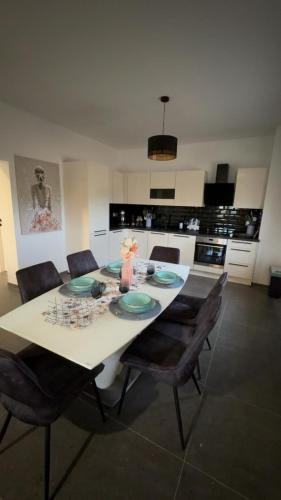 85m2 silence and near to sea
