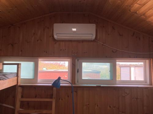 Φωτογραφία από το άλμπουμ του Jeju Chowchow Countryside House Female-Only Dormitory Pet-Friendly σε Jeju