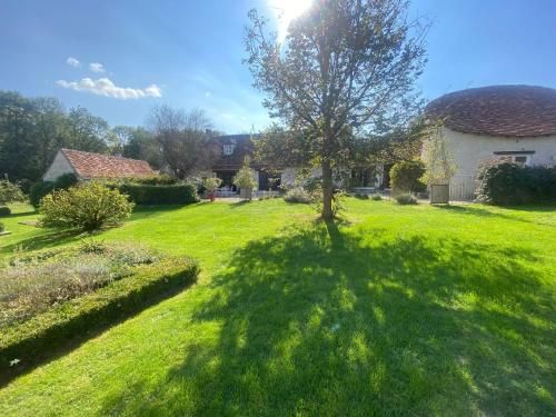 Gîte de charme avec piscine au cœur de la Brenne, idéal pour nature et détente - FR-1-591-288
