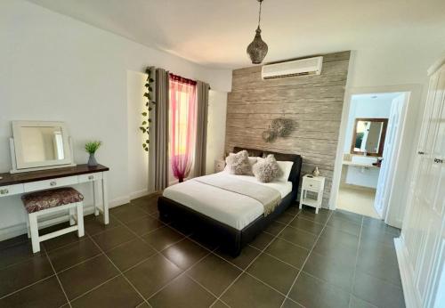 A bed or beds in a room at Villa Sharm Family Vacation