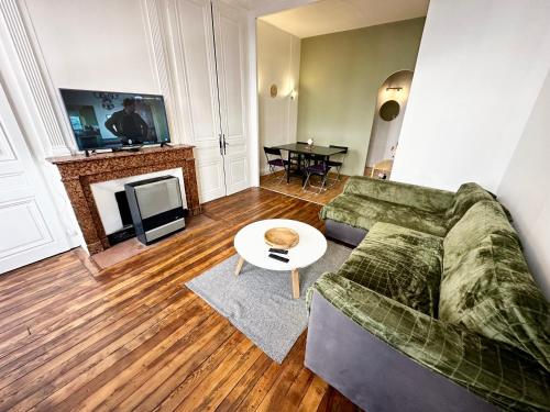 Photo de la galerie de l'établissement Le NYMPHEAS - Centre ville - Cosy, à Vienne