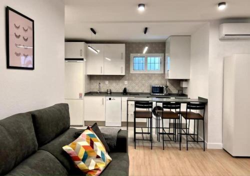 Macasta Suite