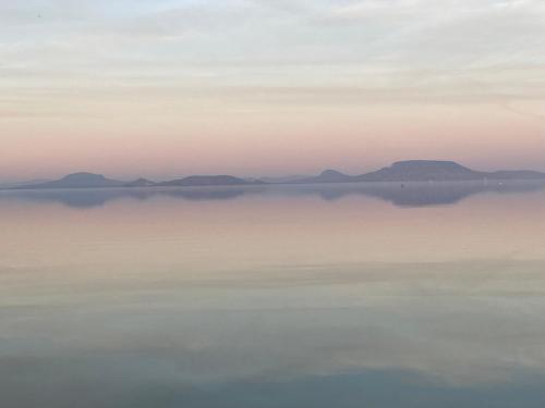 Strandi Apartmanok- Aranyhíd Apartmanok