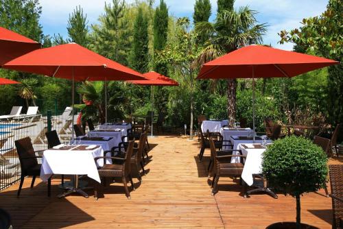 Zahrada ubytování SOWELL HOTELS Domaine de la Petite Isle