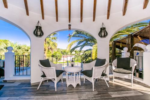 Balkoni atau teres di Serene Stay in Benissa