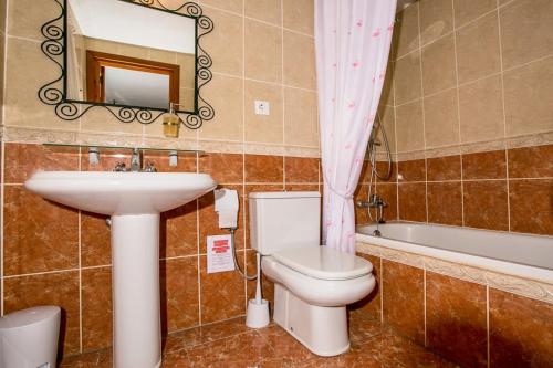 Bilik mandi di Serene Stay in Benissa