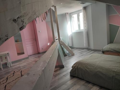 Postel nebo postele na pokoji v ubytování Joli appartement dans un village provençal à 5 mn de Marseille