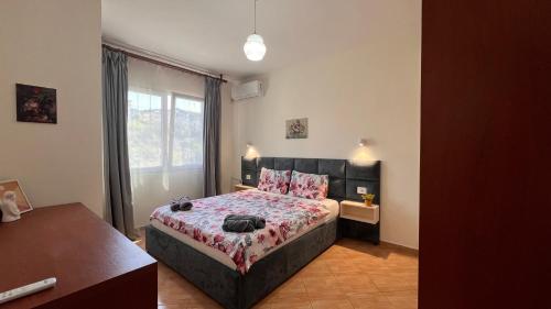 Postel nebo postele na pokoji v ubytování Marina Apartment