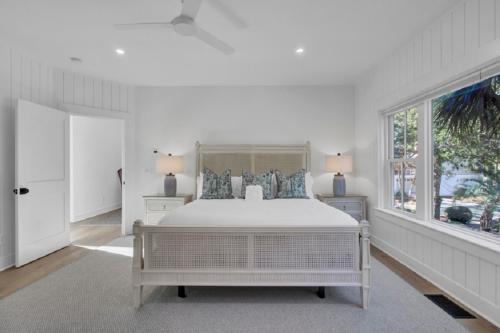 Voodi või voodid majutusasutuse 15 on 57th by Wild Dunes toas