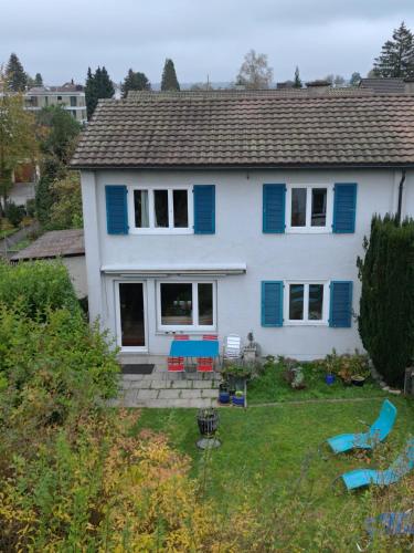 Κήπος έξω από το Double & Single Room In Very Quiet And Cosy House, beds 140x200 & 90x200