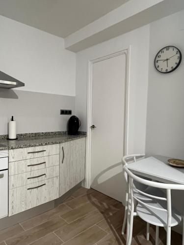 Nhà bếp/bếp nhỏ tại Apartamentos Rurales Miguela