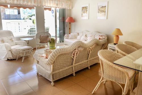 Sea views luxury apartment - Corallo 1 MINUTE FROM THE BEACH