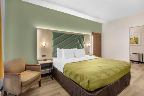 Ένα ή περισσότερα κρεβάτια σε δωμάτιο στο Quality Inn & Suites Monterey, TN - Crossville, TN