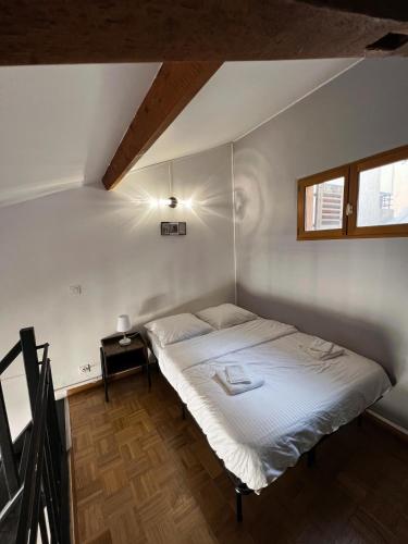 Central Super Loft