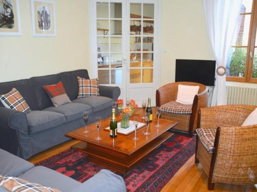 Séjournez dans une demeure écossaise historique avec salle de jeux, auberge familiale du 19ème siècle - FR-1-586-53