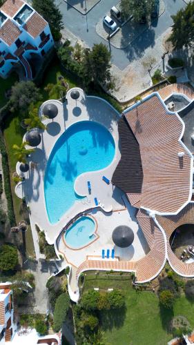 Coastal Retreat with Pool and Beach Access by Drago Rentals