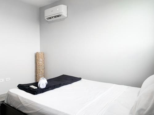 Ένα ή περισσότερα κρεβάτια σε δωμάτιο στο Luxurious house, bedrooms, private pool, parking